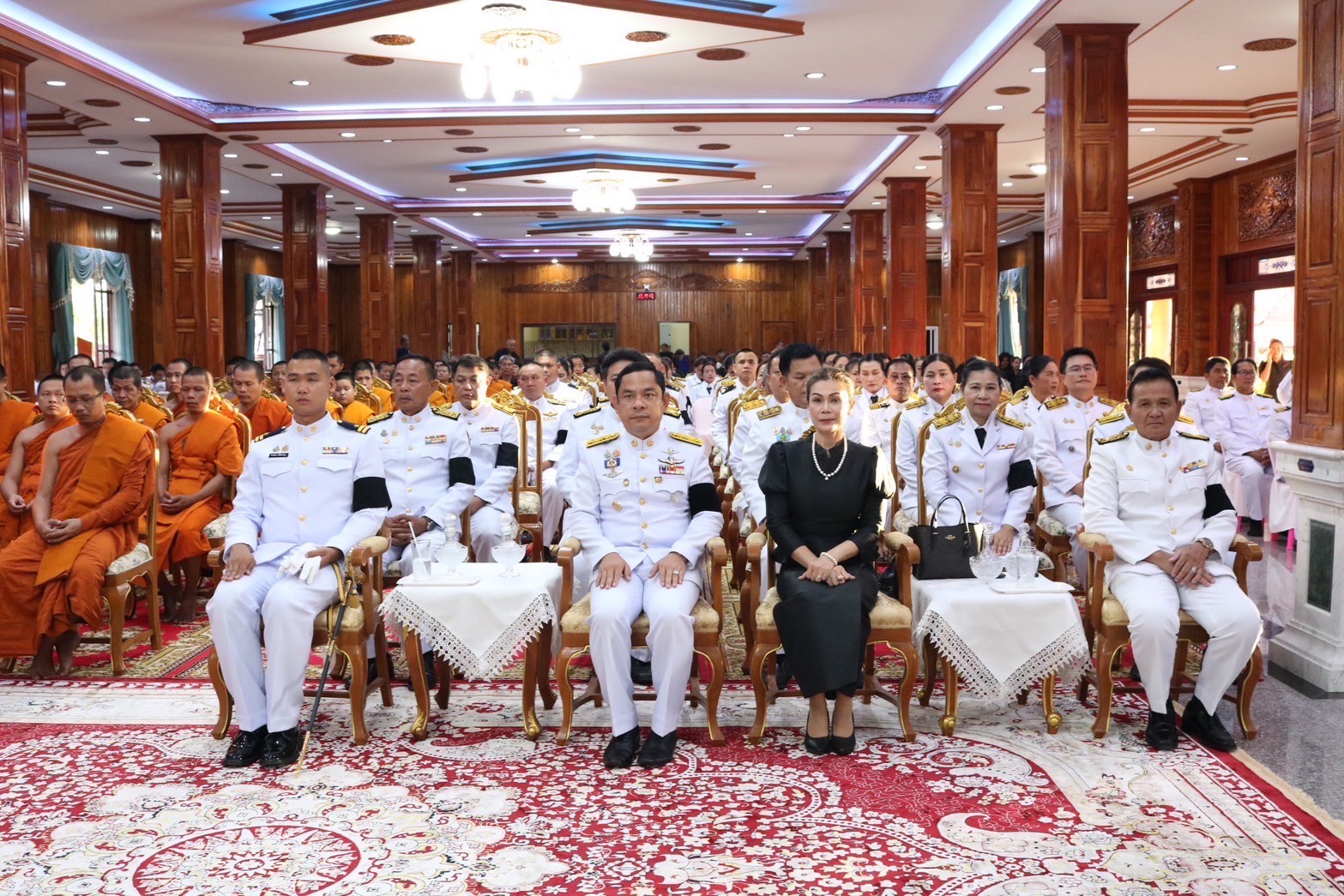 พช.น้ำพอง: ร่วมพิธีบำเพ็ญกุศลสวดพระอภิธรรมถวายเป็นพระราชกุศล แด่สมเด็จพระนางเจ้าสิริกิติ์ พระบรมราชินีนาถ พระบรมราชชนนีพันปีหลวง วันครบสัตตมวาร (ครบ 7 วัน)