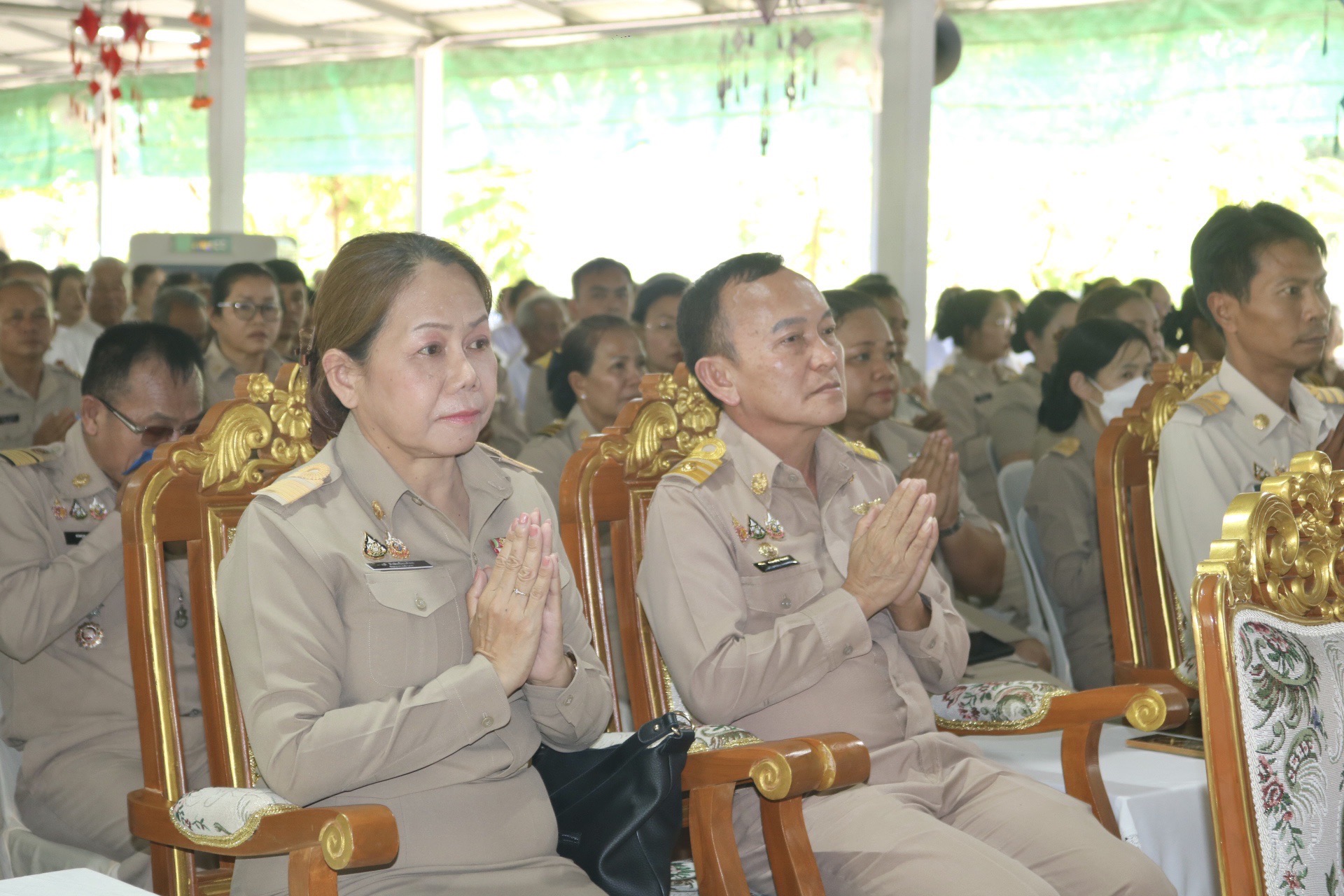 พช.น้ำพอง: ร่วมพิธีบรรยายธรรมตามหลักธรรมชุดพระราชทาน ธรรมนาวา "วัง" ตามโครงการพระราชดำริ ในพระบาทสมเด็จพระเจ้าอยู่หัว ธรรมนาวา "วัง"
