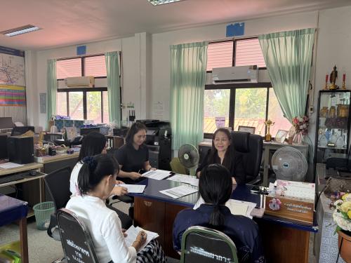 พช.น้ำพอง: ประชุมเจ้าหน้าที่พัฒนาชุมชนประจำเดือน ครั้งที่ 8/2569