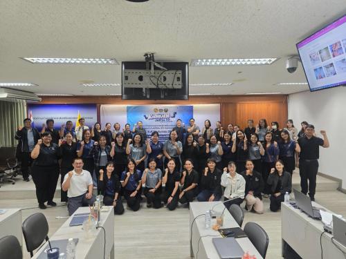 พช.น้ำพอง: ร่วมโครงการพัฒนาศักยภาพบุคลากรสู่การขับเคลื่อนงานพัฒนาชุมชนด้วยเทคโนโลยีดิจิทัล 4.0 วันที้ 2
